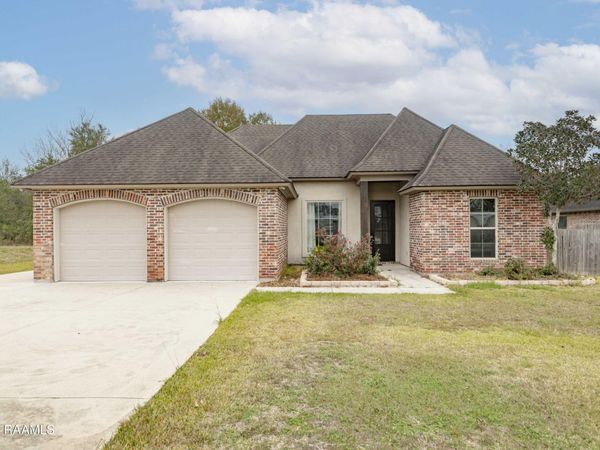 331 Camus Road, Lafayette, LA 70503