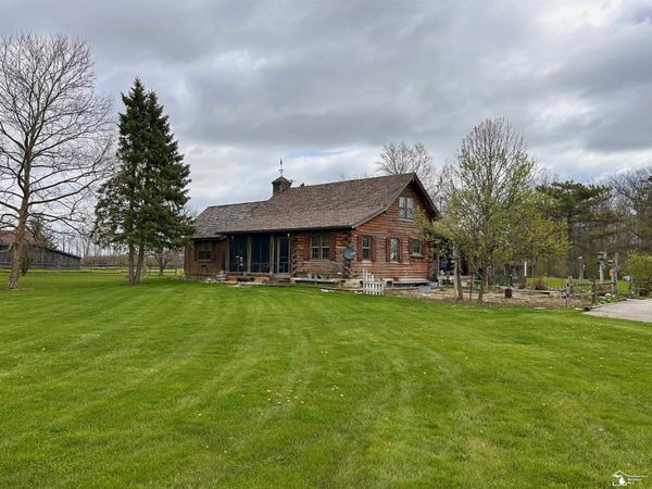 7860 Head O Lake Road, Ottawa Lake, MI 49267