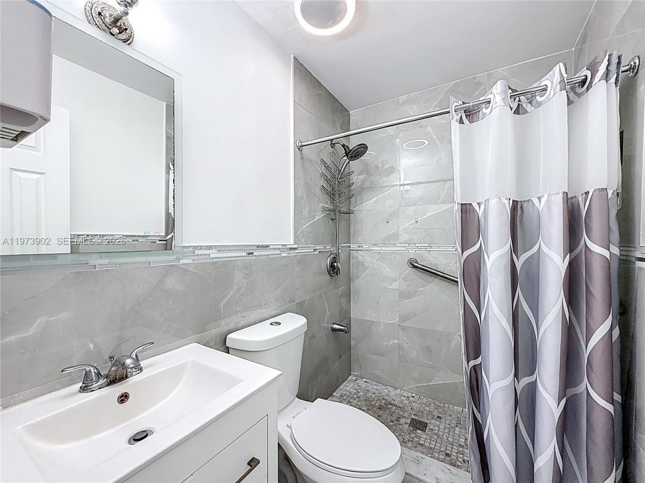 118 NW 48th Ave, Miami, FL 33126 Photo