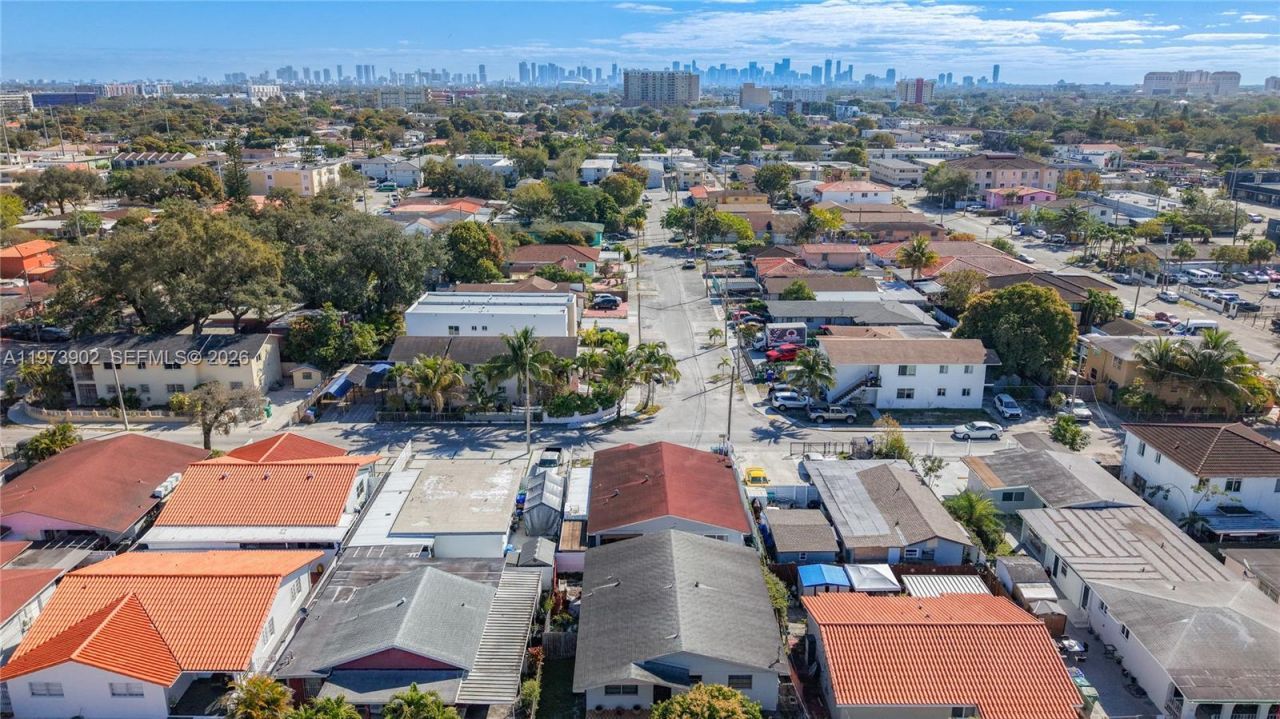 118 NW 48th Ave, Miami, FL 33126 Photo