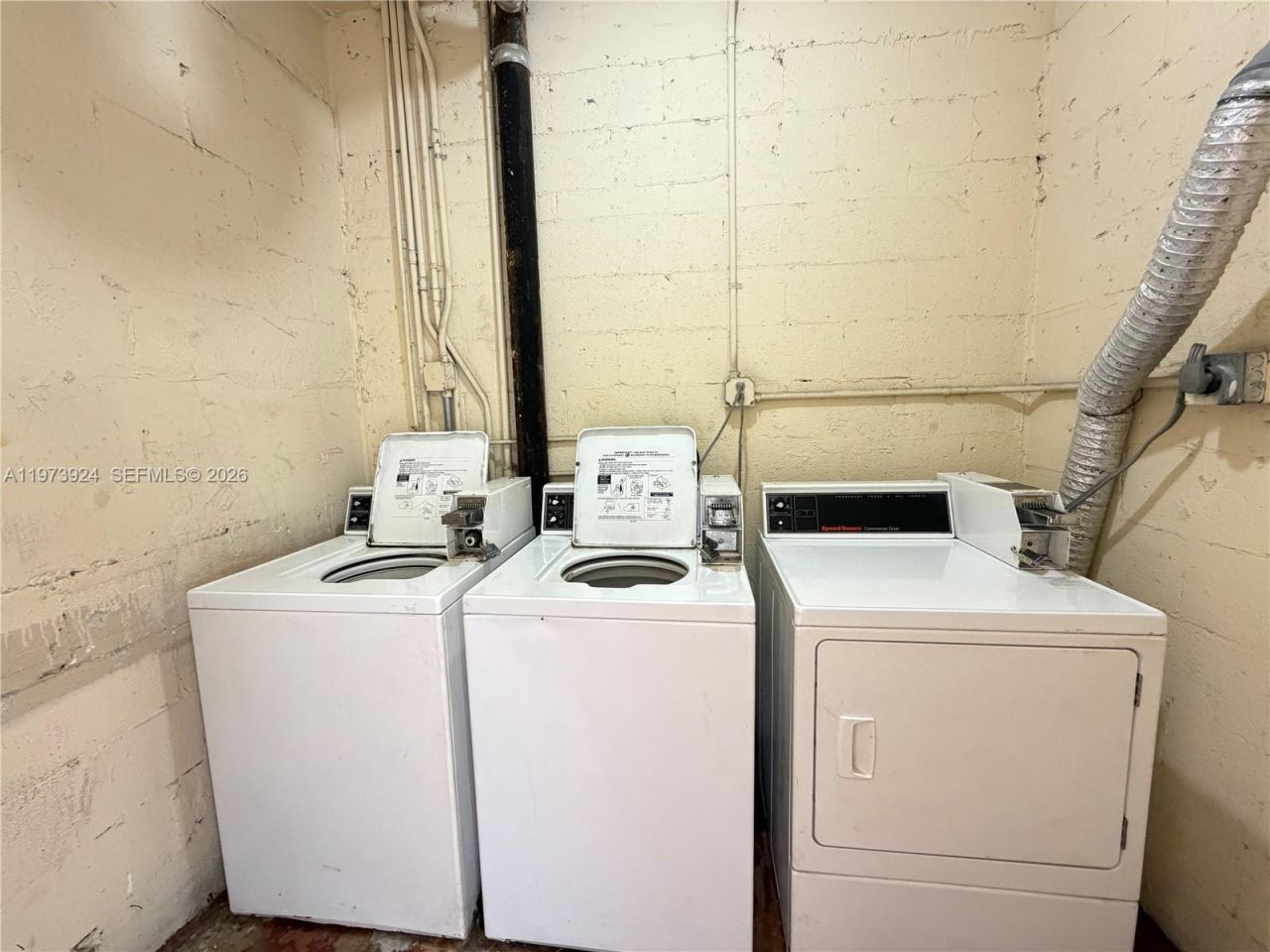 2008 Jackson St, Unit D7, Hollywood, FL 33020 Photo