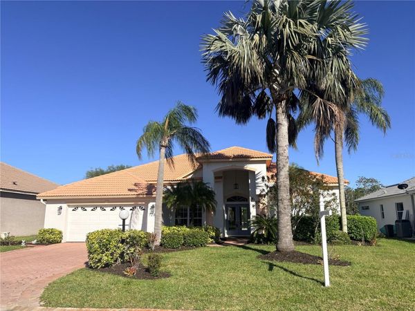 7207 39TH LANE E, SARASOTA, FL 34243