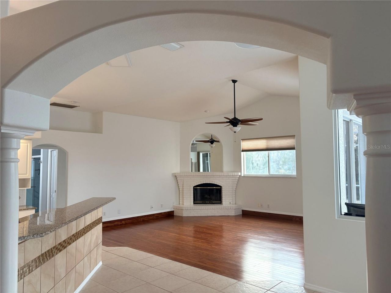 7207 39th Lane E, Sarasota, FL 34243 Photo