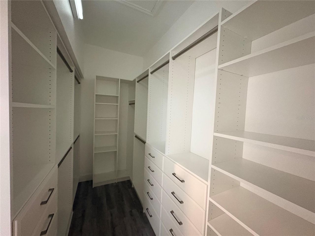 7207 39th Lane E, Sarasota, FL 34243 Photo