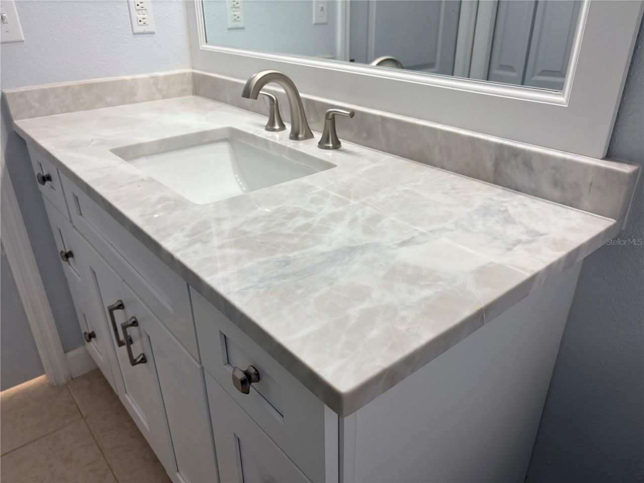 7207 39th Lane E, Sarasota, FL 34243 Photo