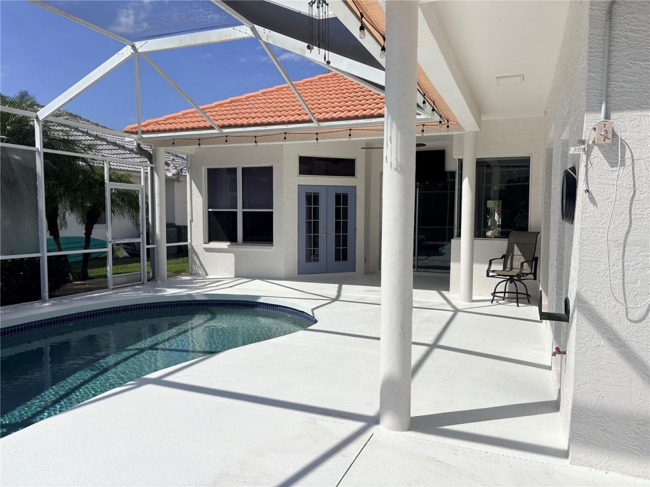 7207 39th Lane E, Sarasota, FL 34243 Photo