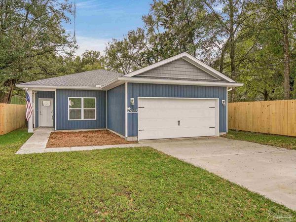 6115 Carroll Rd, Milton, FL 32583