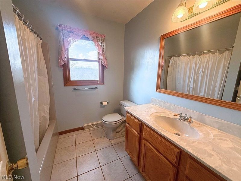 6948 Meander Reserve Court, Canfield, OH 44406 Photo 18