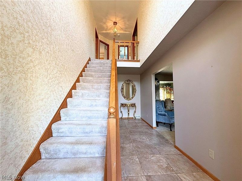 6948 Meander Reserve Court, Canfield, OH 44406 Photo 2