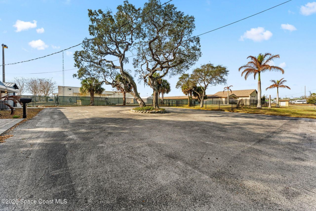 1029 Sarno Road , Melbourne, FL 32935 Photo