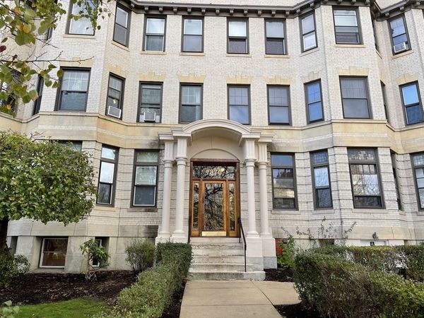 1870 Commonwealth Avenue, Unit 8, Boston, MA 02135