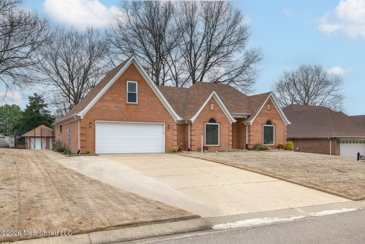 8918 Bell Forrest Drive, Olive Branch, MS 38654 Main Photo