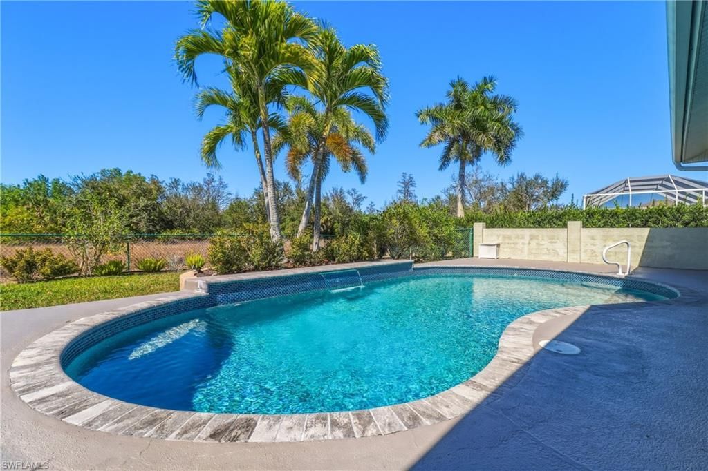 9261 Pittsburgh Blvd, Fort Myers, FL 33967 Photo