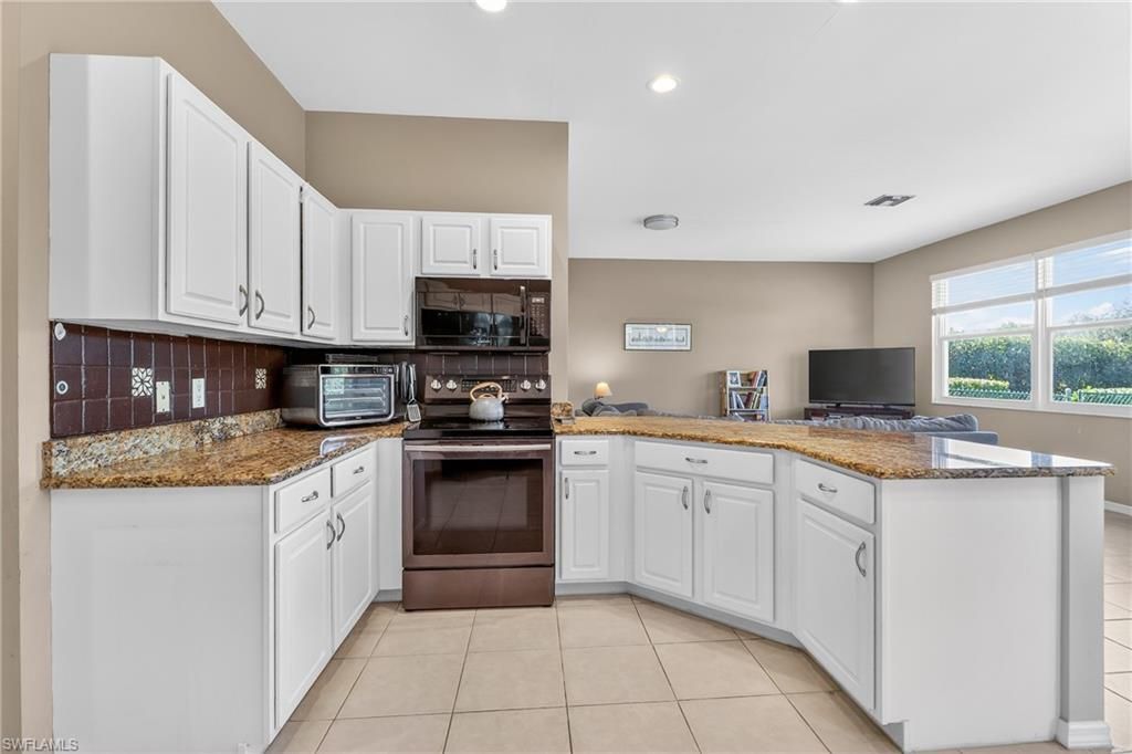 9261 Pittsburgh Blvd, Fort Myers, FL 33967 Photo