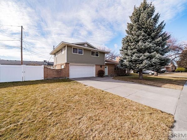 165 Carol Avenue, IDAHO FALLS, ID 83401