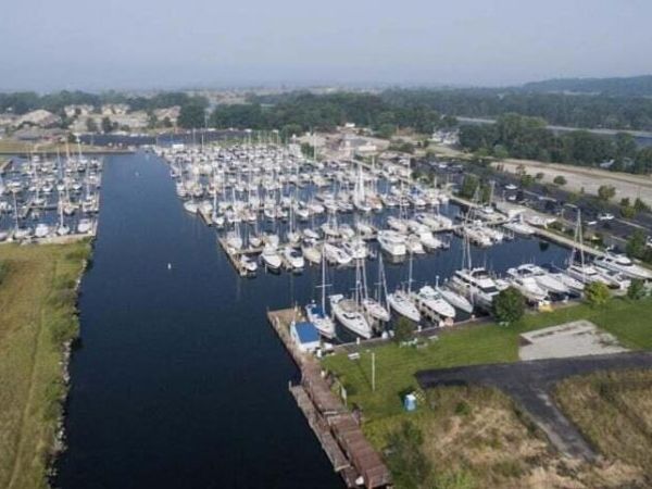 3429 Fulton Avenue, Unit C-32, Muskegon, MI 49441