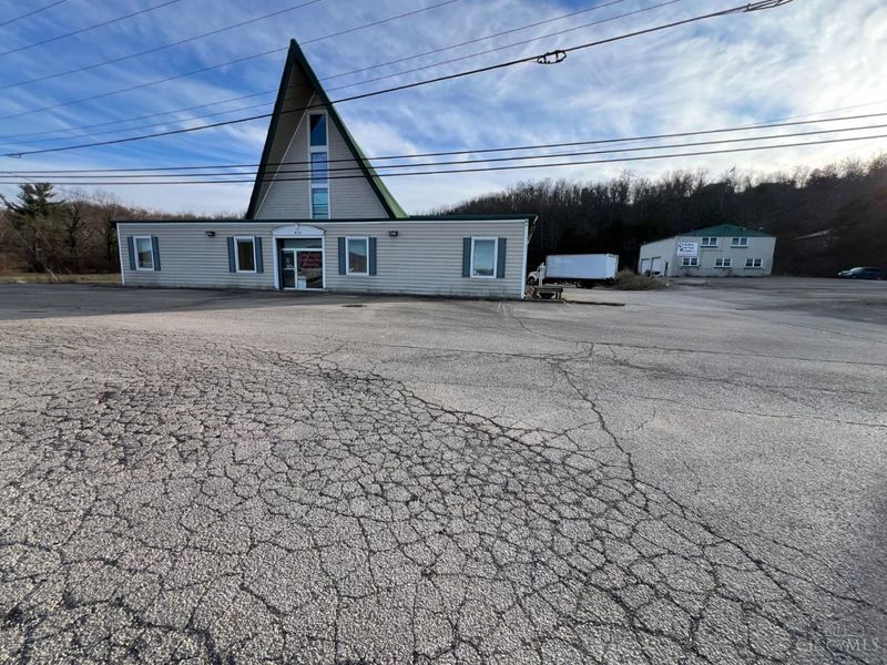 675 College Drive, Batavia, OH 45103 Photo 2