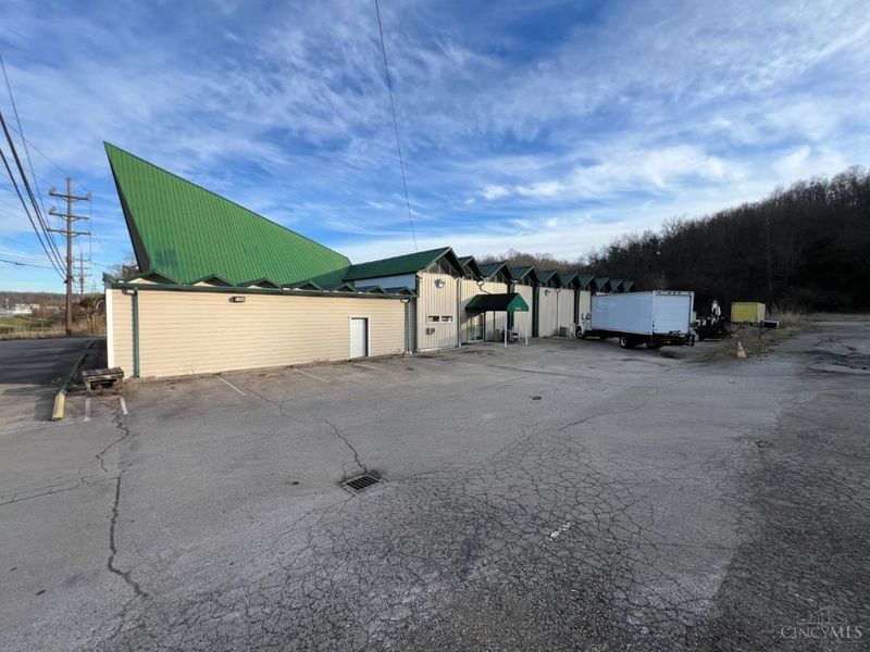 675 College Drive, Batavia, OH 45103 Photo 3