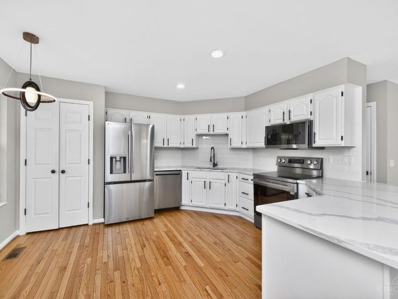 1013 Wittshire Lane, Unit 89, Anderson Twp, OH 45255 Photo 15