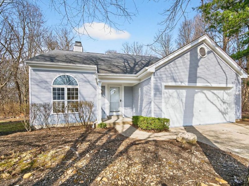 1013 Wittshire Lane, Unit 89, Anderson Twp, OH 45255 Photo 2