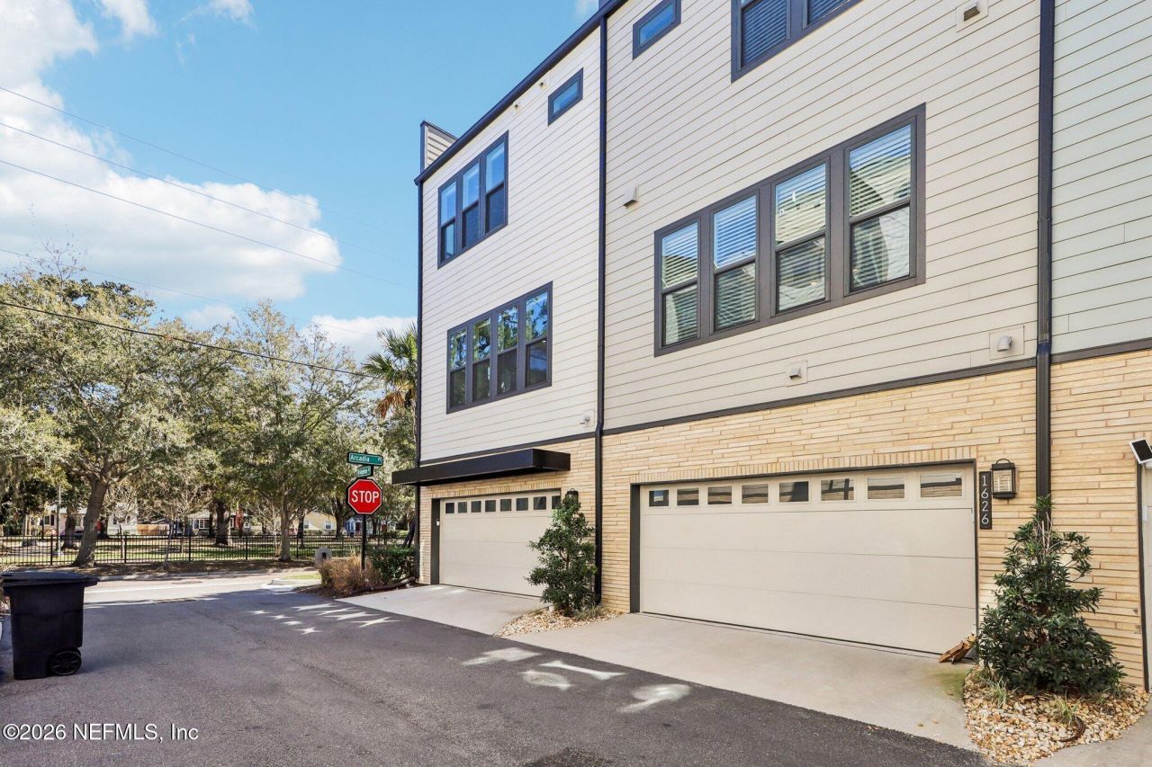 1630 Bridgeton Drive, Jacksonville, FL 32207 Photo