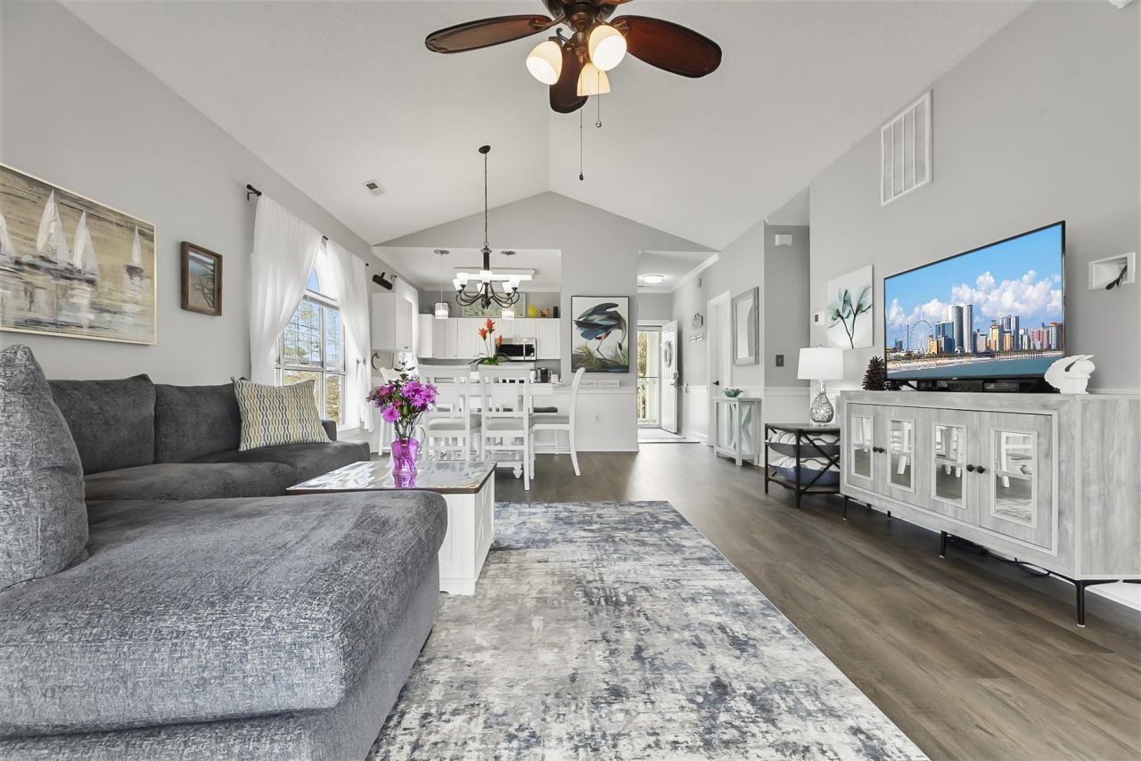 4681 Wild Iris Dr. Photo 8