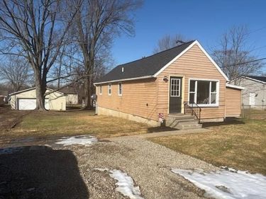 640 Hanna Rd, Mansfield, OH 44906