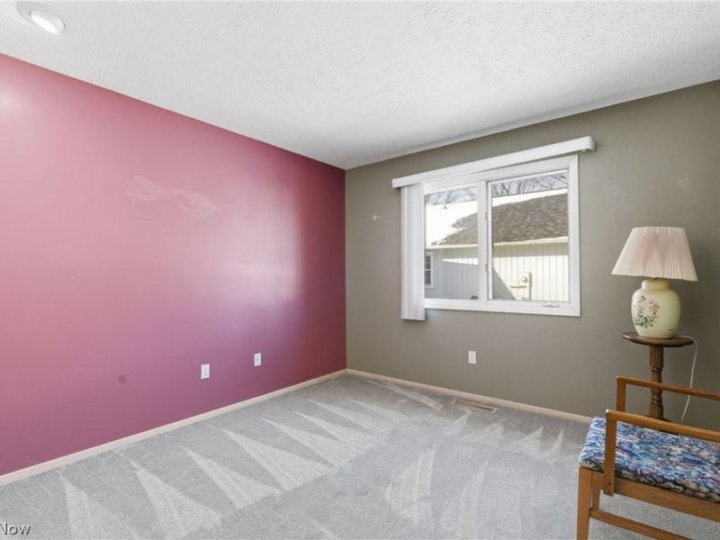 32933 Woodspring Circle, North Ridgeville, OH 44039 Photo 17