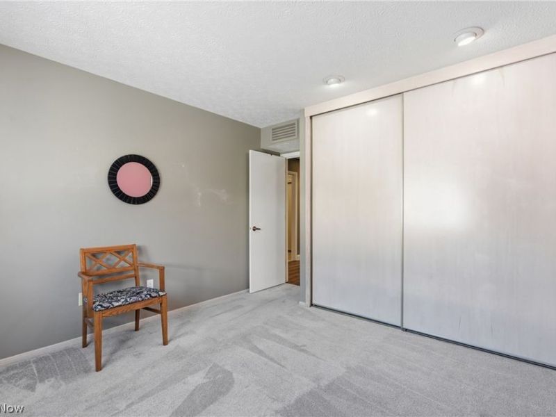 32933 Woodspring Circle, North Ridgeville, OH 44039 Photo 18