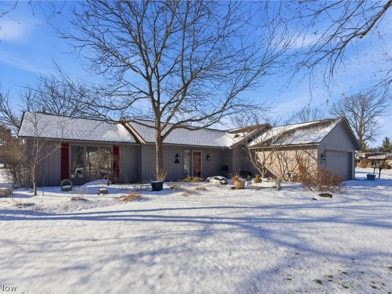 32933 Woodspring Circle, North Ridgeville, OH 44039 Photo 24