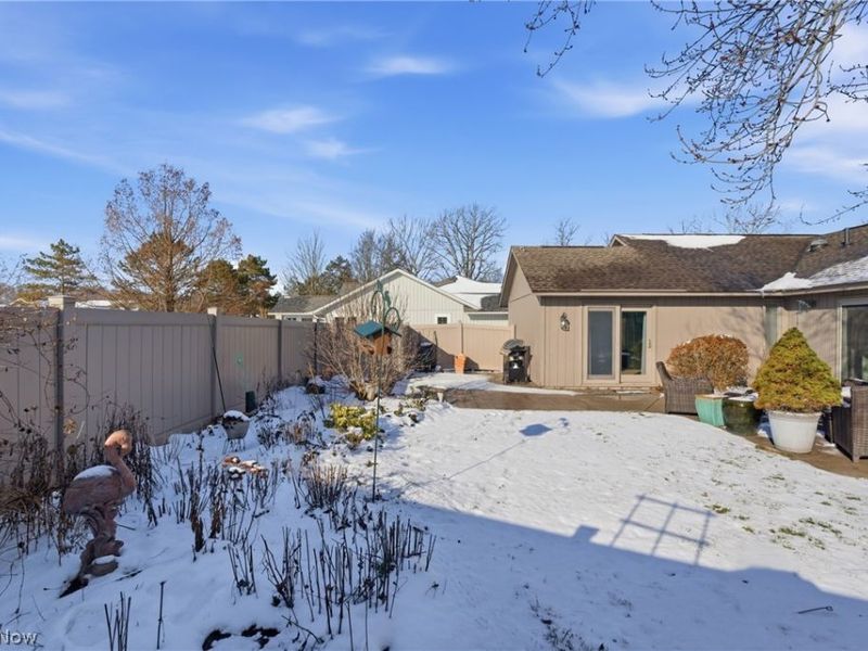 32933 Woodspring Circle, North Ridgeville, OH 44039 Photo 27