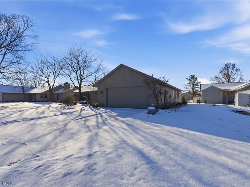 32933 Woodspring Circle, North Ridgeville, OH 44039 Photo 28