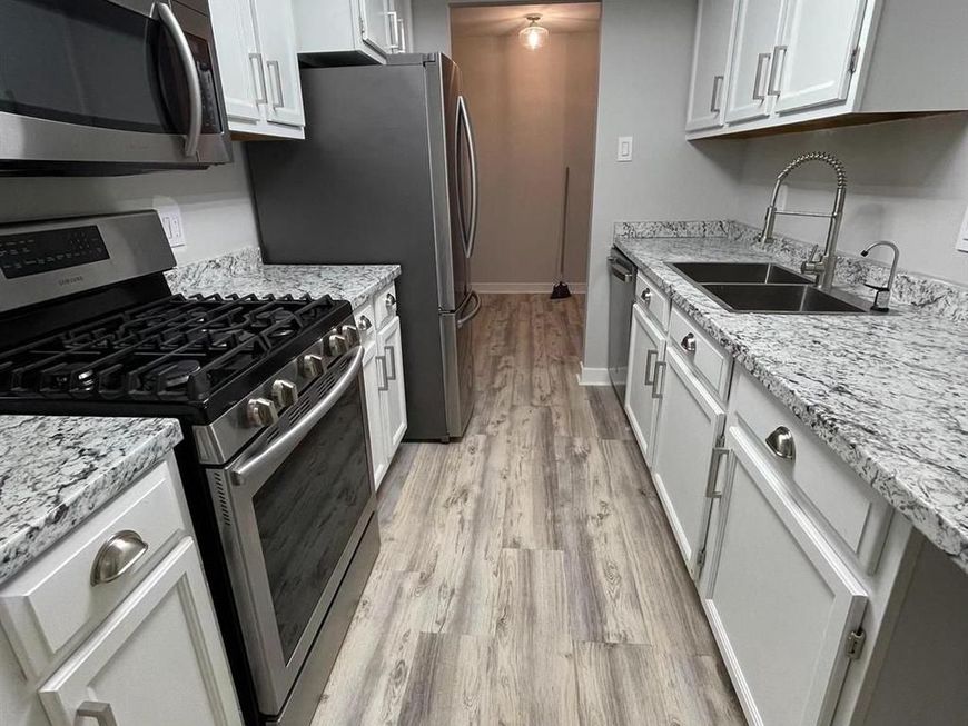 324 Drummers Lane, Wayne, PA 19087 Main Photo