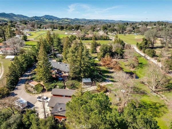 9290 Carmel Rd, Atascadero, CA 93422