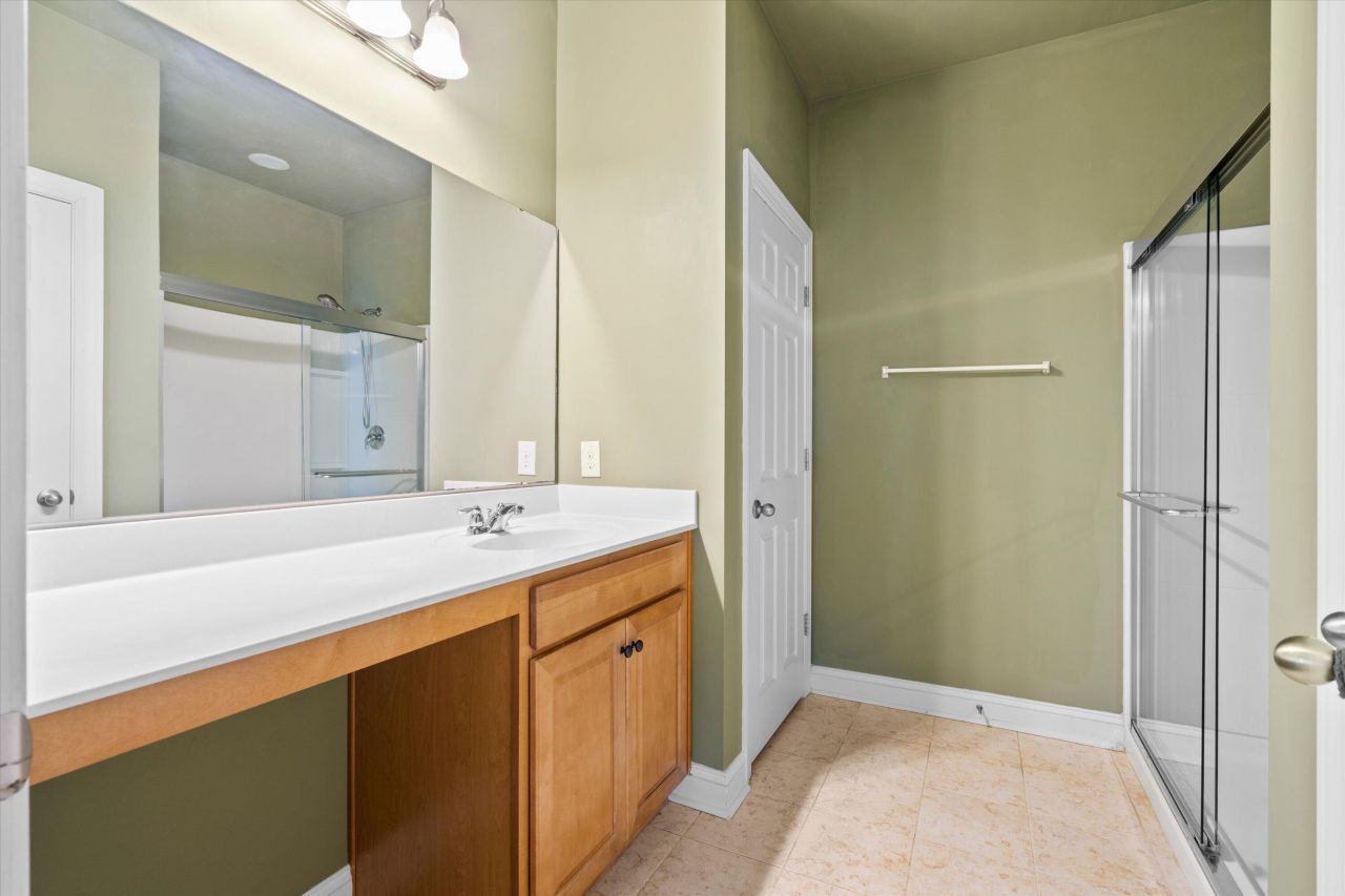 2930 Fontana Street Photo 8