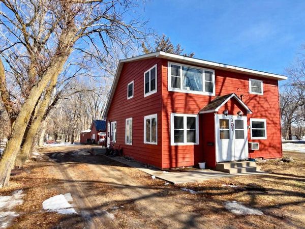 307 Riverside Avenue NW, Melrose, MN 56352