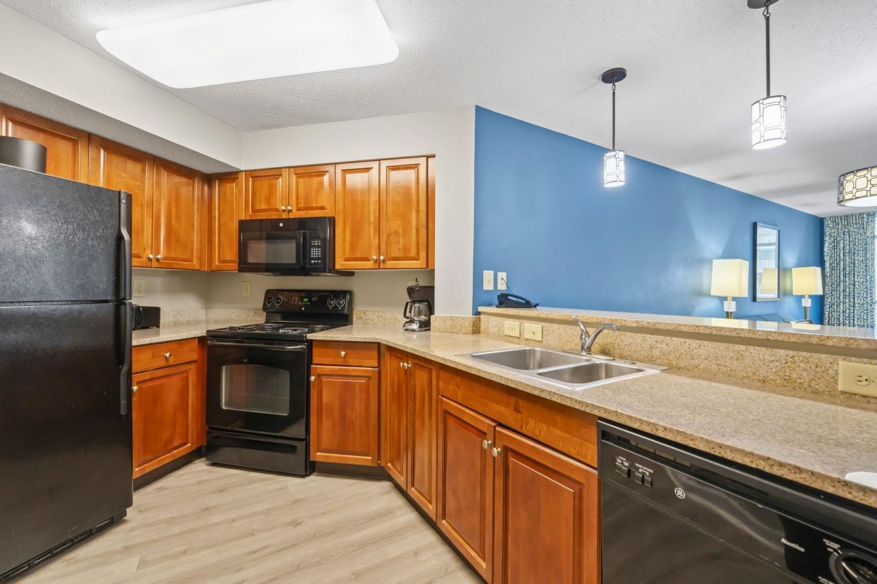 5300 N Ocean Blvd.  Photo 11