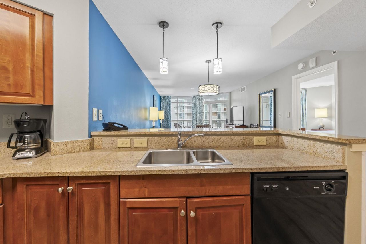 5300 N Ocean Blvd.  Photo 12