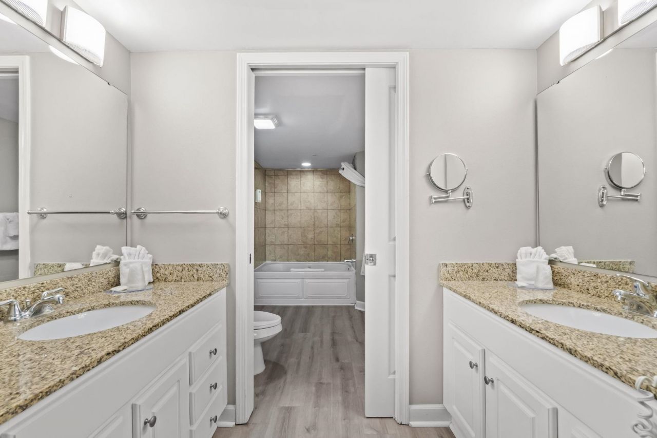 5300 N Ocean Blvd.  Photo 20