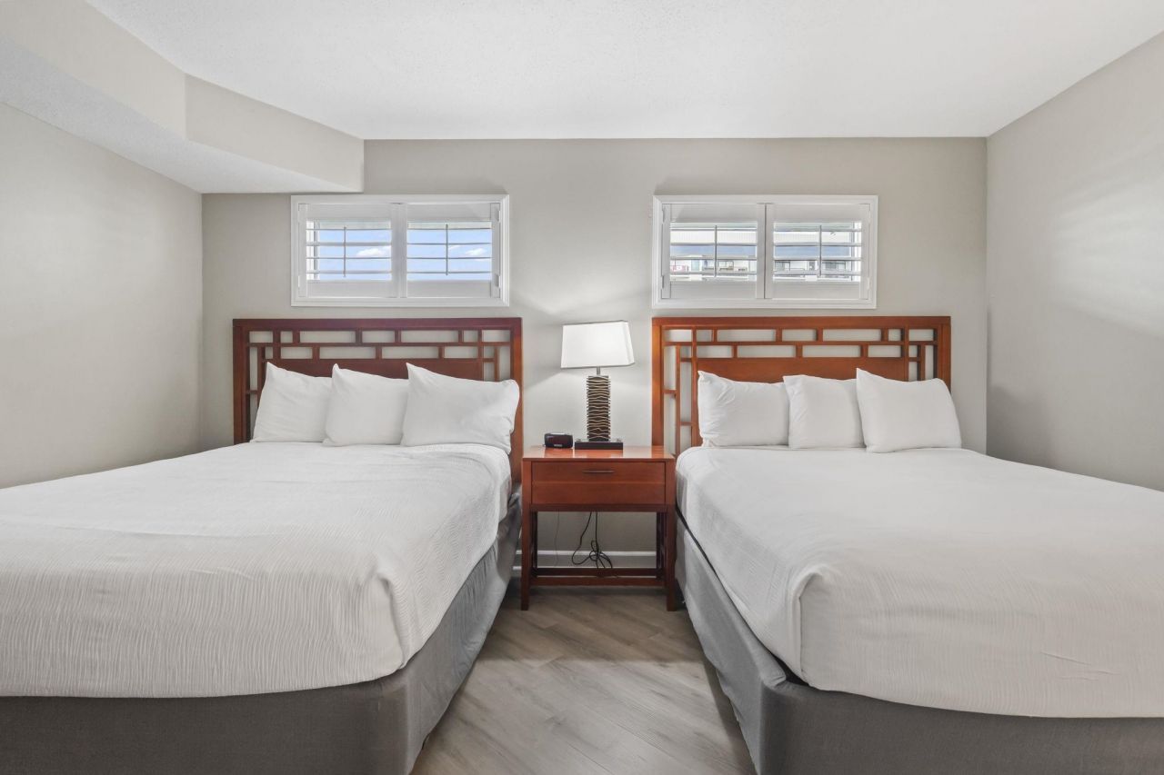 5300 N Ocean Blvd.  Photo 27