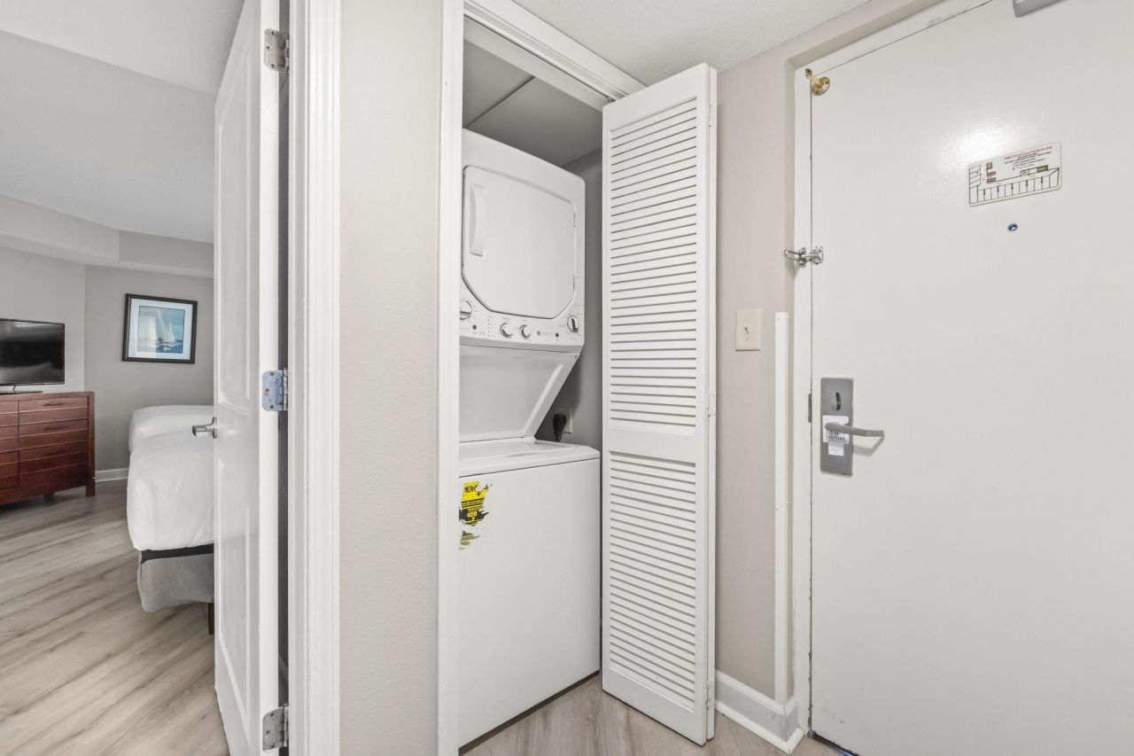 5300 N Ocean Blvd.  Photo 31