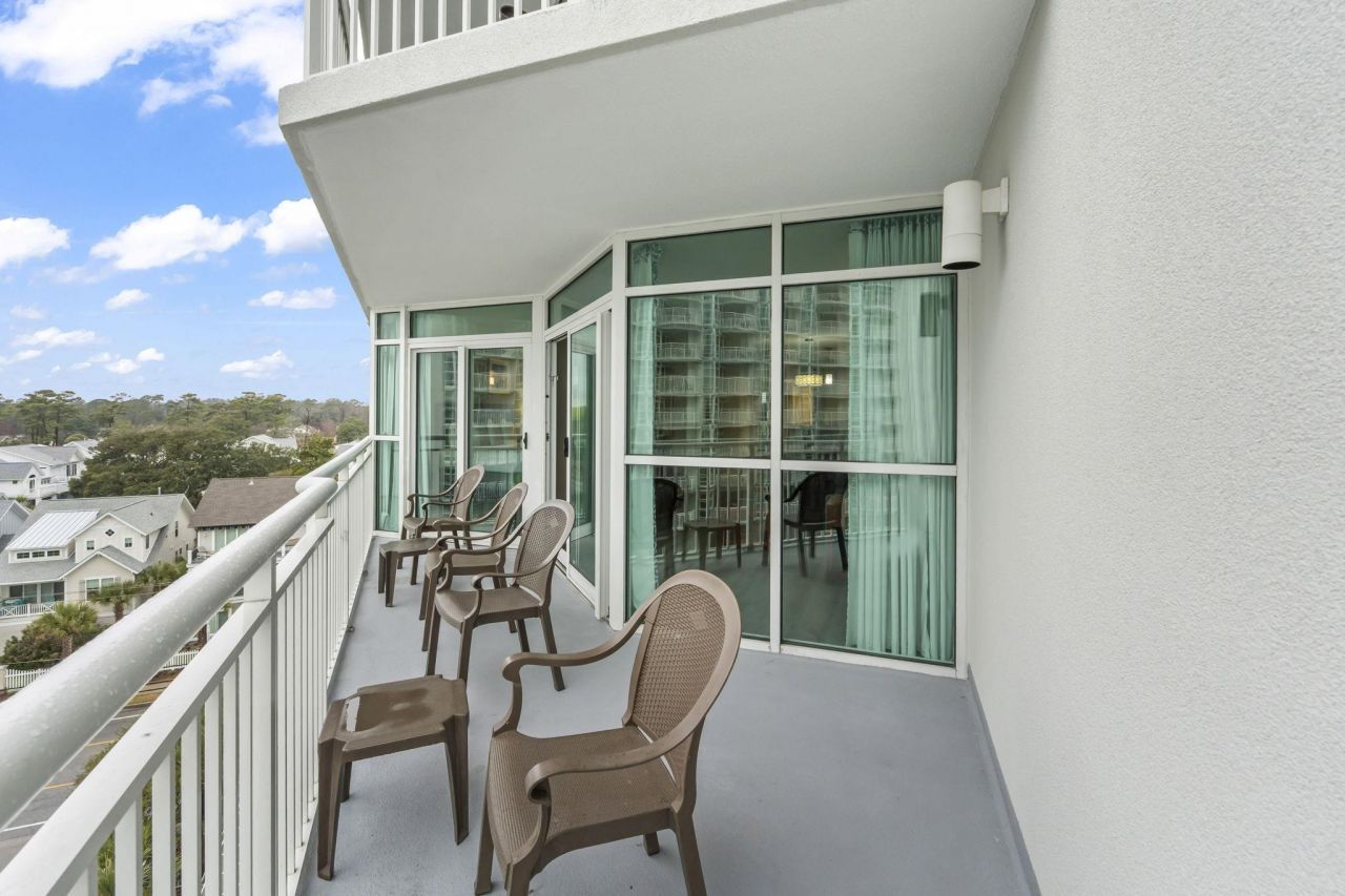 5300 N Ocean Blvd.  Photo 35