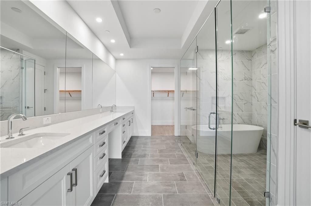 4810 Pelican Colony, Unit 1004, Bonita Springs, FL 34134 Photo