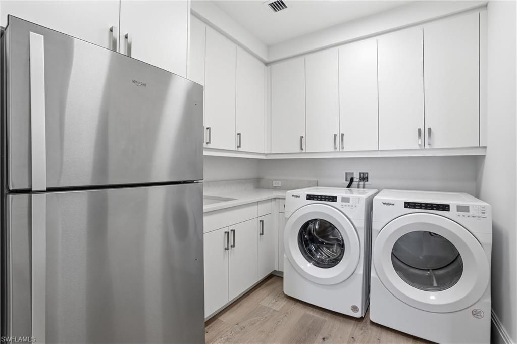 4810 Pelican Colony, Unit 1004, Bonita Springs, FL 34134 Photo