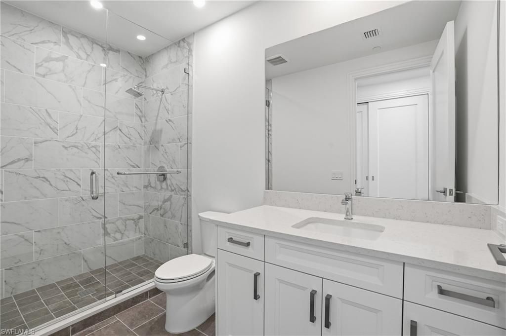 4810 Pelican Colony, Unit 1004, Bonita Springs, FL 34134 Photo