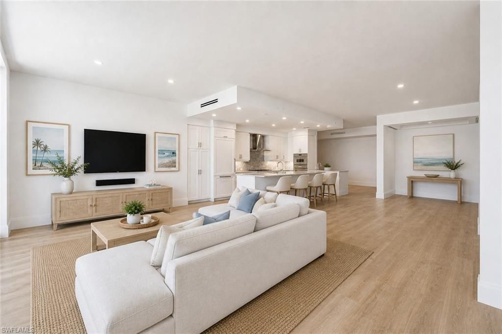 4810 Pelican Colony, Unit 1004, Bonita Springs, FL 34134 Photo