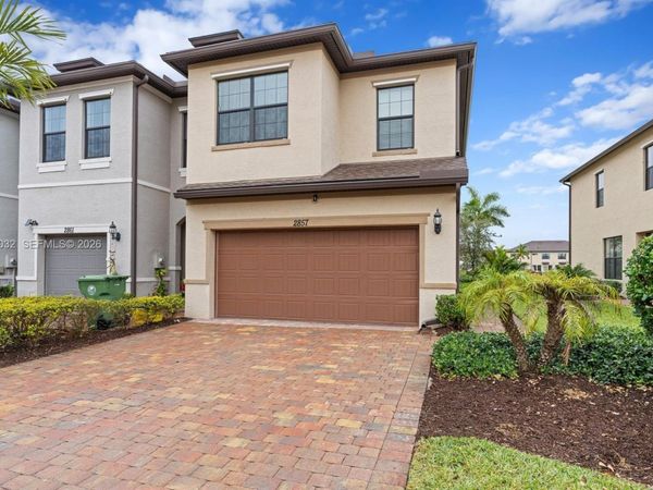 2857 Bard St , Palm Springs, FL 33406