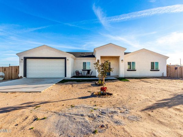 35207 W EASON Avenue, Tonopah, AZ 85354