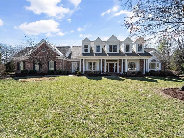 16 Outer Ladue Drive, Frontenac, MO 63131