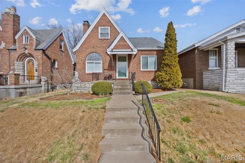 6227 Oleatha Avenue, Saint Louis, MO 63139 Main Photo